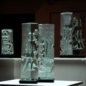 Glas carving